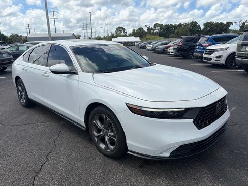 Used 2023 Honda Accord EX image 1