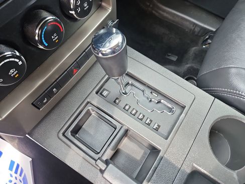 Used 2012 Jeep Liberty Sport image 15