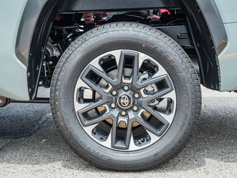 New 2026 Toyota Tundra Limited AWD/4WD image 18