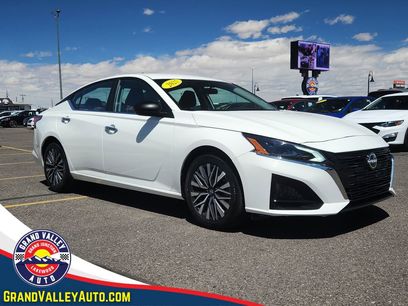 Used 2025 Nissan Altima 2.5 SV