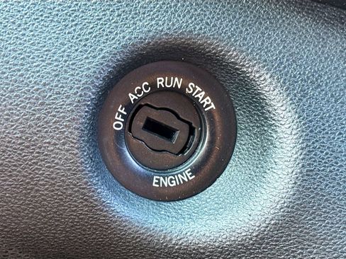 Used 2016 Dodge Dart SXT w/ Rallye Appearance Group image 18