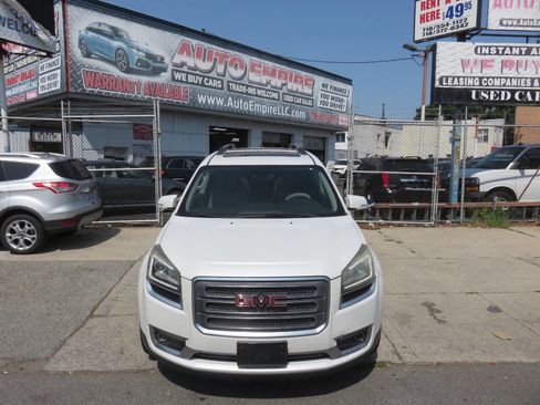Used 2016 GMC Acadia SLT w/ Premium Edition image 5