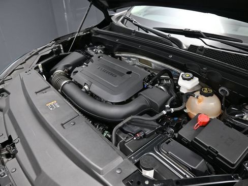 Used 2024 Buick Envision Preferred AWD/4WD image 13