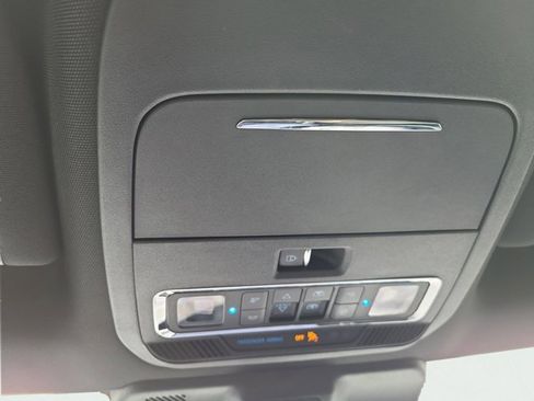 Used 2024 Ford F150 Lariat w/ Equipment Group 502A High image 38