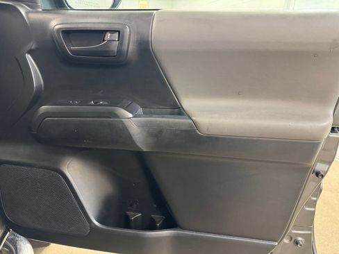 Used 2021 Toyota Tacoma SR AWD/4WD image 25