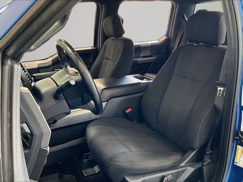 Used 2017 Ford F150 XLT w/ Equipment Group 302A Luxury AWD/4WD image 22