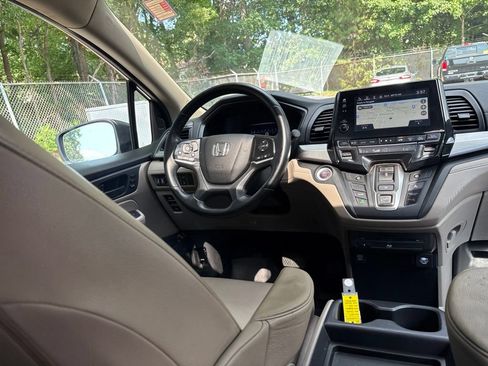 Used 2019 Honda Odyssey EX-L image 12