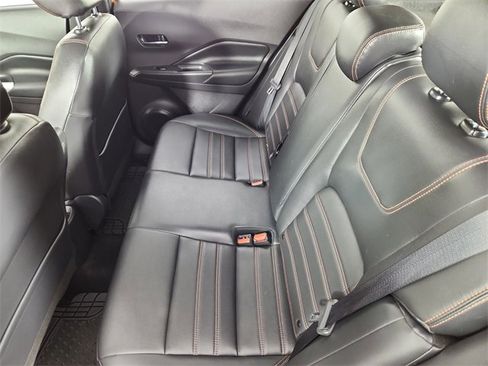 Used 2020 Nissan Kicks SR w/ SR Premium Package image 12