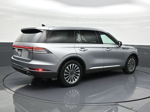 Used 2023 Lincoln Aviator Reserve image 5