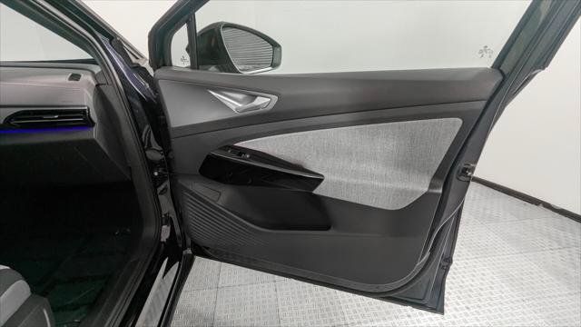 Used 2024 Volkswagen ID.4 Pro RWD image 21