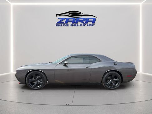 Used 2014 Dodge Challenger R/T w/ Blacktop Package RWD image 4