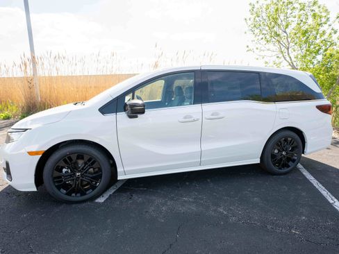 New 2026 Honda Odyssey Sport-L image 3