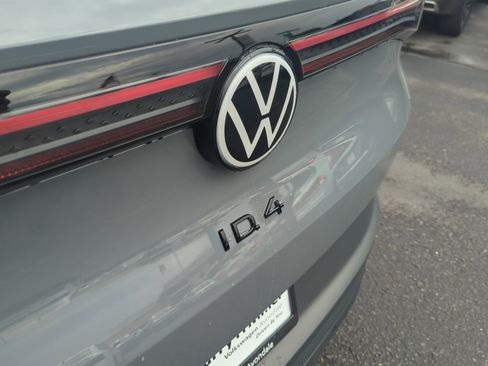 New 2025 Volkswagen ID.4 Pro S image 22