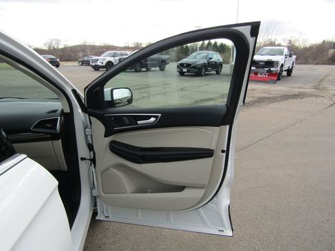 Used 2024 Ford Edge Titanium w/ Equipment Group 301A image 39