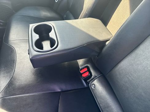 Used 2021 Toyota Prius Prime XLE image 37