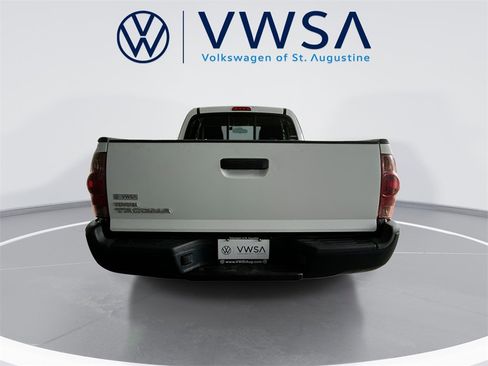 Used 2013 Toyota Tacoma Base image 7