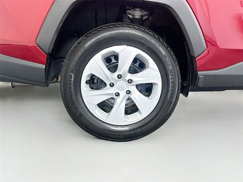 Used 2025 Toyota RAV4 LE FWD image 35