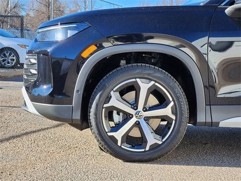 New 2026 Volkswagen Tiguan SE image 8