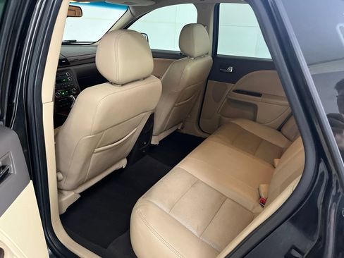 Used 2009 Ford Taurus SEL FWD image 23