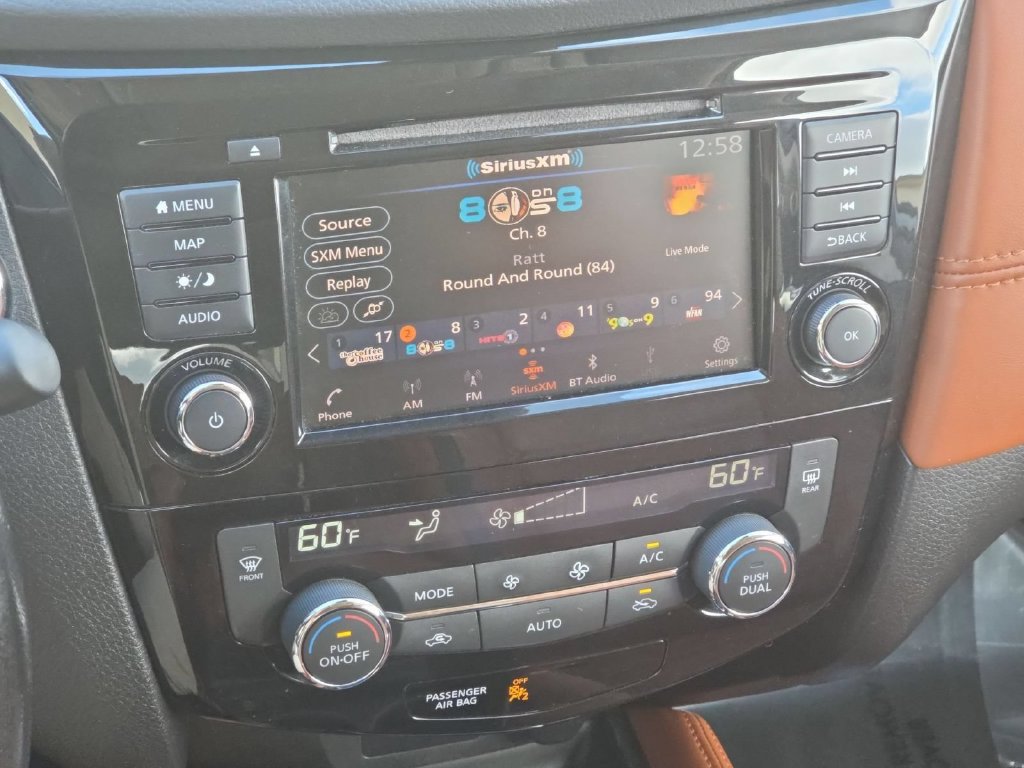 Used 2018 Nissan Rogue SL w/ Premium Package AWD/4WD image 22