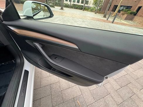 Used 2023 Tesla Model 3 Standard Range RWD image 33
