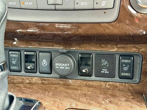 Used 2016 INFINITI QX80 4WD w/ 22" Wheel Package image 22
