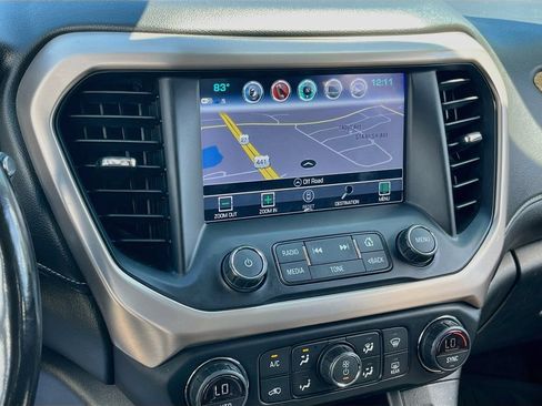 Used 2019 GMC Acadia Denali w/ Technology Package AWD/4WD image 13