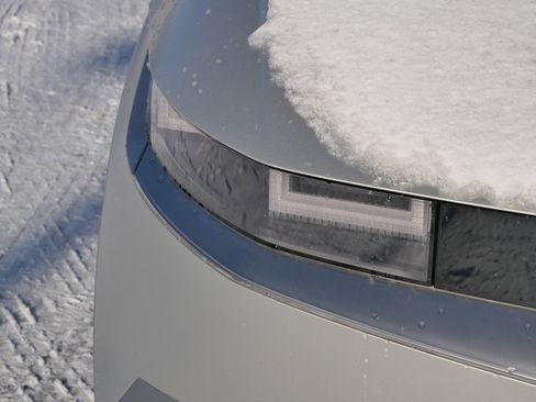 Certified 2023 Hyundai Ioniq 5 Limited w/ Cargo Package image 16