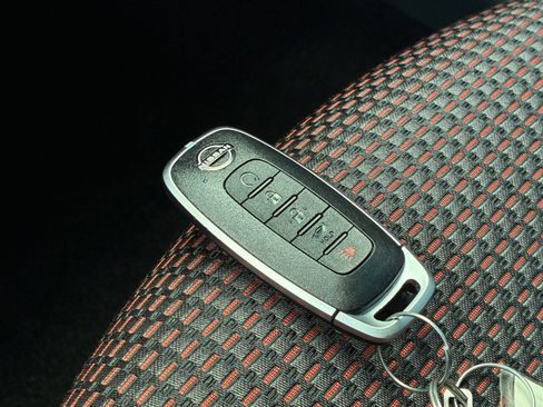 Used 2026 Nissan Sentra SR w/ Floor Mat Package FWD image 28