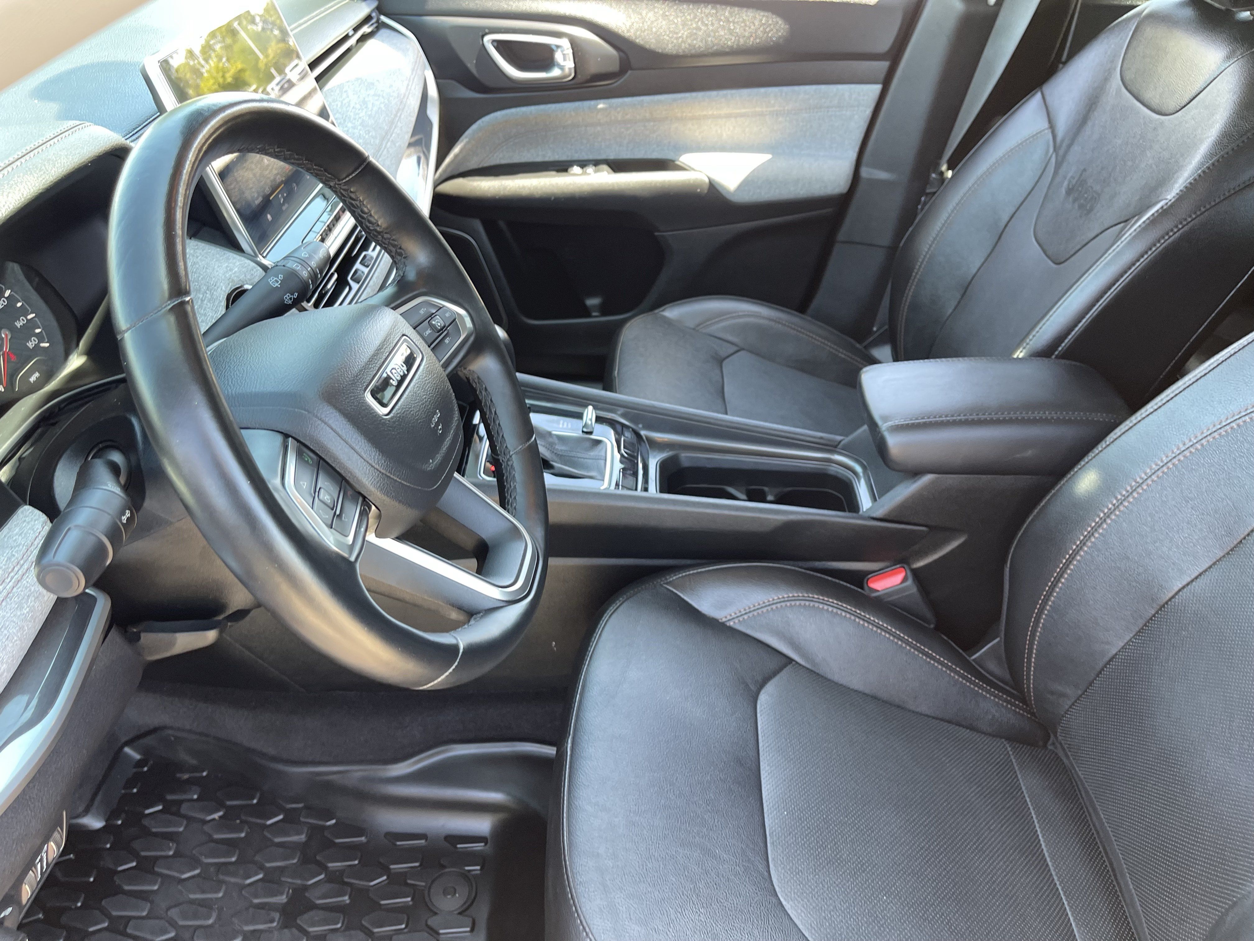 Used 2022 Jeep Compass Latitude AWD/4WD image 18