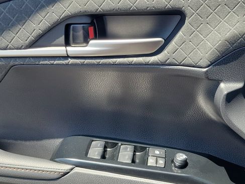 Used 2026 Toyota Camry XLE AWD/4WD image 16