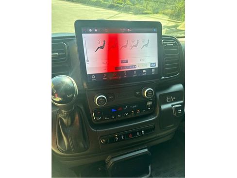 Used 2023 RAM ProMaster 2500 w/ Driver Convenience Group FWD image 12