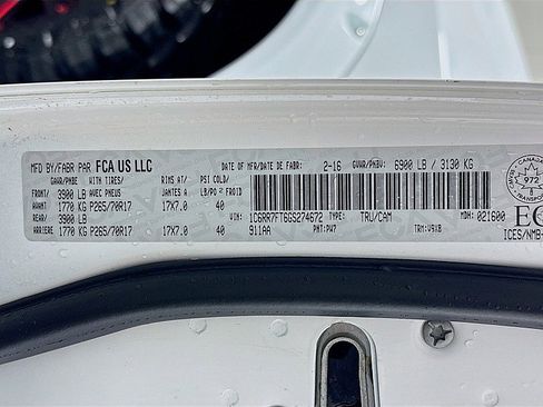 Used 2016 RAM 1500 ST w/ SXT Appearance Group image 28