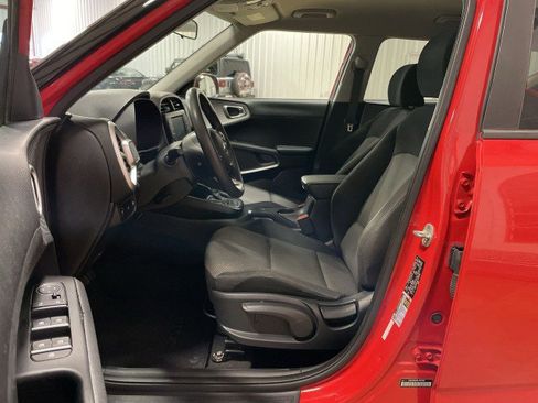 Used 2020 Kia Soul LX image 14