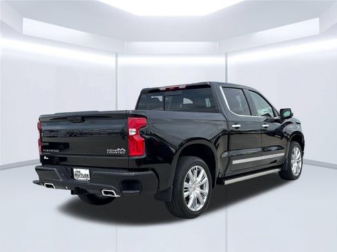 Used 2026 Chevrolet Silverado 1500 High Country AWD/4WD image 8