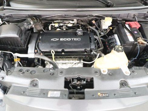 Used 2015 Chevrolet Sonic LT FWD image 17