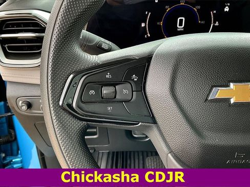 Used 2025 Chevrolet TrailBlazer LT image 11