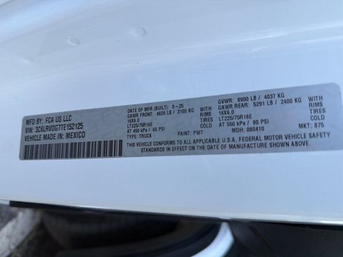 Used 2026 RAM ProMaster 2500 w/ Convenience Group FWD image 31