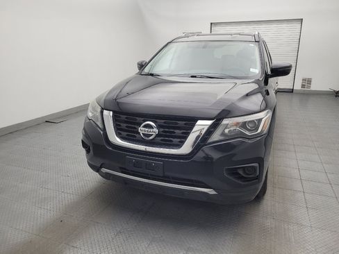 Used 2020 Nissan Pathfinder S FWD image 15