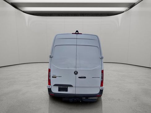 Used 2022 Mercedes-Benz Sprinter 3500 w/ Parking Package image 4