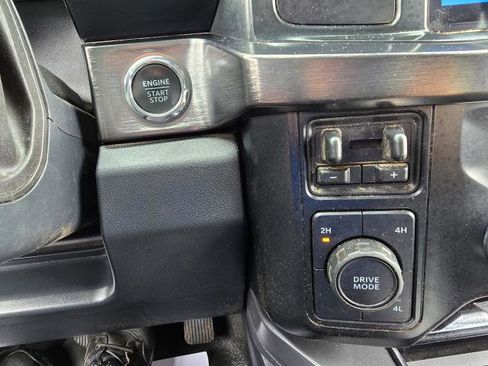 Used 2023 Ford F350 Lariat image 19