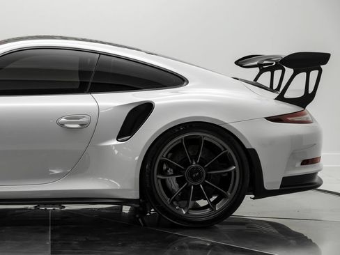Used 2016 Porsche 911 GT3 RS RWD image 18