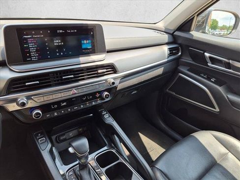 Used 2022 Kia Telluride S FWD image 13