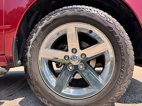 Used 2017 RAM 1500 Express AWD/4WD image 30