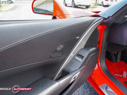 Used 2014 Chevrolet Corvette Stingray Convertible RWD image 17