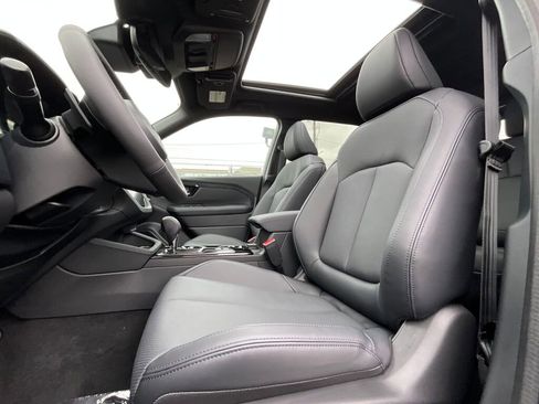 Used 2025 Subaru Forester Limited image 12