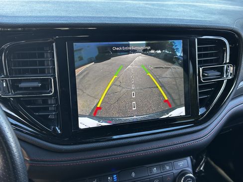 Certified 2024 Dodge Durango GT image 27