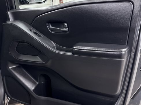 Used 2025 Nissan Frontier S image 20