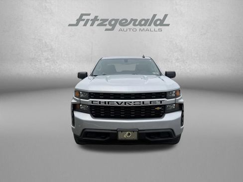 Used 2020 Chevrolet Silverado 1500 Custom w/ Custom Value Package AWD/4WD image 2