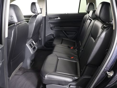 Used 2018 Volkswagen Atlas SE AWD/4WD image 36